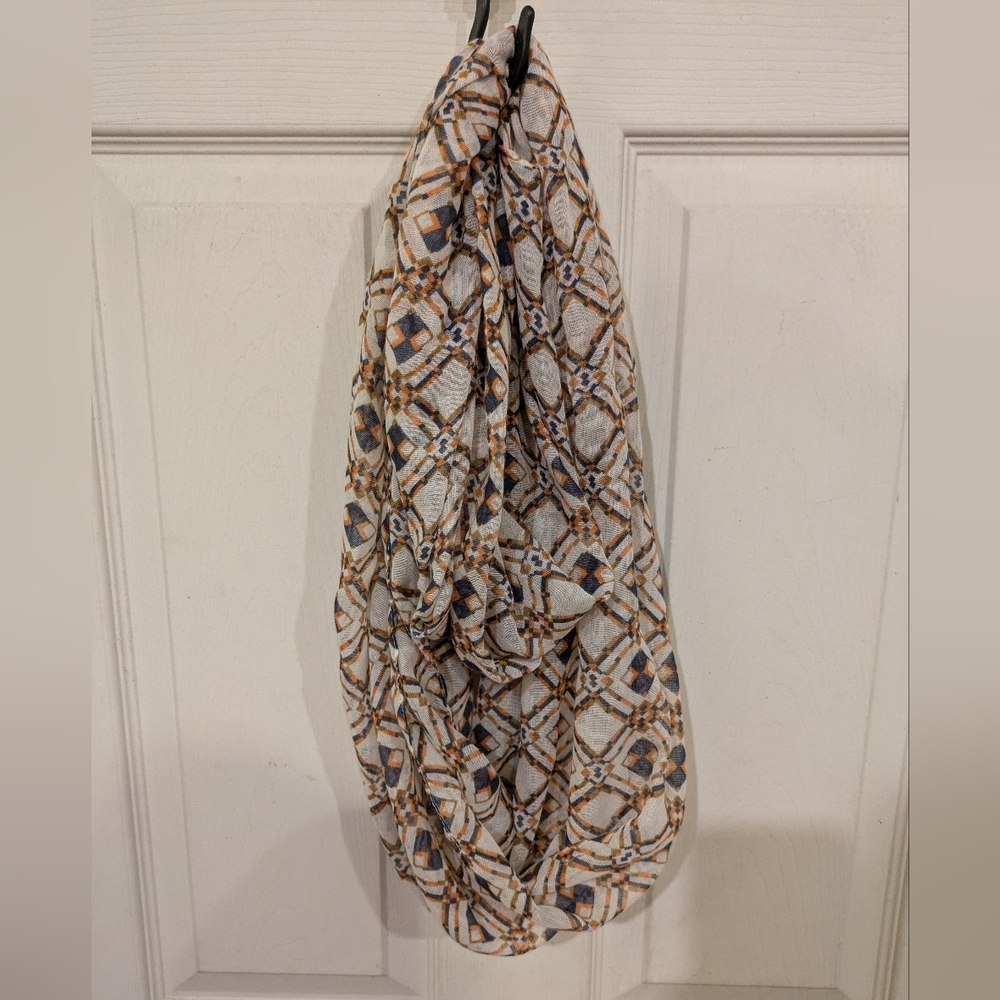 Charming Charlie Geometric Pattern Infinity Scarf